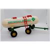 Image 1 : Anhydrous Ammonia tank slightly yellowed