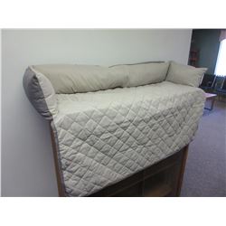 Pet bed furniture protector / Lay it on Couch/Loveseat or Chairs keeps hair off