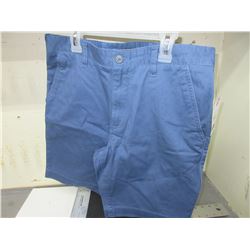 New Men's Shorts waist size 30 / navy