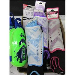 Bundle of New Soccer Shin Guards / pee-wee age 3-5 / 1 pair  12+