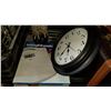Image 2 : SCALE CLOCK AND GARDEN OWL
