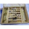 Image 2 : CASE OF MENS CUFFLINKS AND CHAINS AND COIN SET