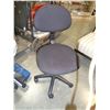 Image 2 : ROLING OFFICE CHAIR