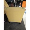 Image 2 : YELLOW STYLUS ARMCHAIR