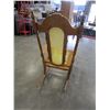 Image 2 : HIGHLY CARVED ROCKING CHAIR VINTAGE MADE IN HONDURAS