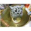 Image 2 : 2 METAL TABLE LAMPS, METAL OWL, AND BUCKET