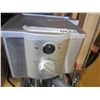 Image 2 : KEURIG COFFEEMAKER AND CAFE ROMA EXPRESSO MACHINE