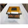 Image 1 : FIRST NATIONS BOX