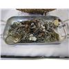 Image 2 : TWO TRAYS OF ESTATE JEWELLRY