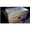 Image 2 : 1948 RED CROSS FIRST AID BOX W/ SMALL METAL FIRST AID BOX