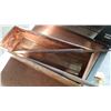 Image 2 : EXTENSION CORDS AND WOOD BOX