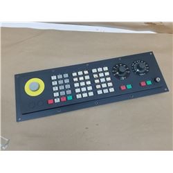 SIEMENS 1P 6FC5203-0AD10-0AA0 OPERATOR PANEL