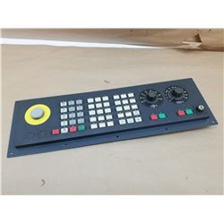 SIEMENS 1P 6FC5203-0AD10-0AA0 OPERATOR PANEL