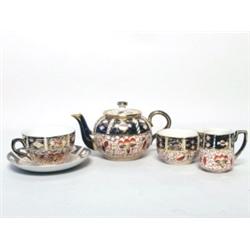 English Ceramics 5 Items Imari Pattern
