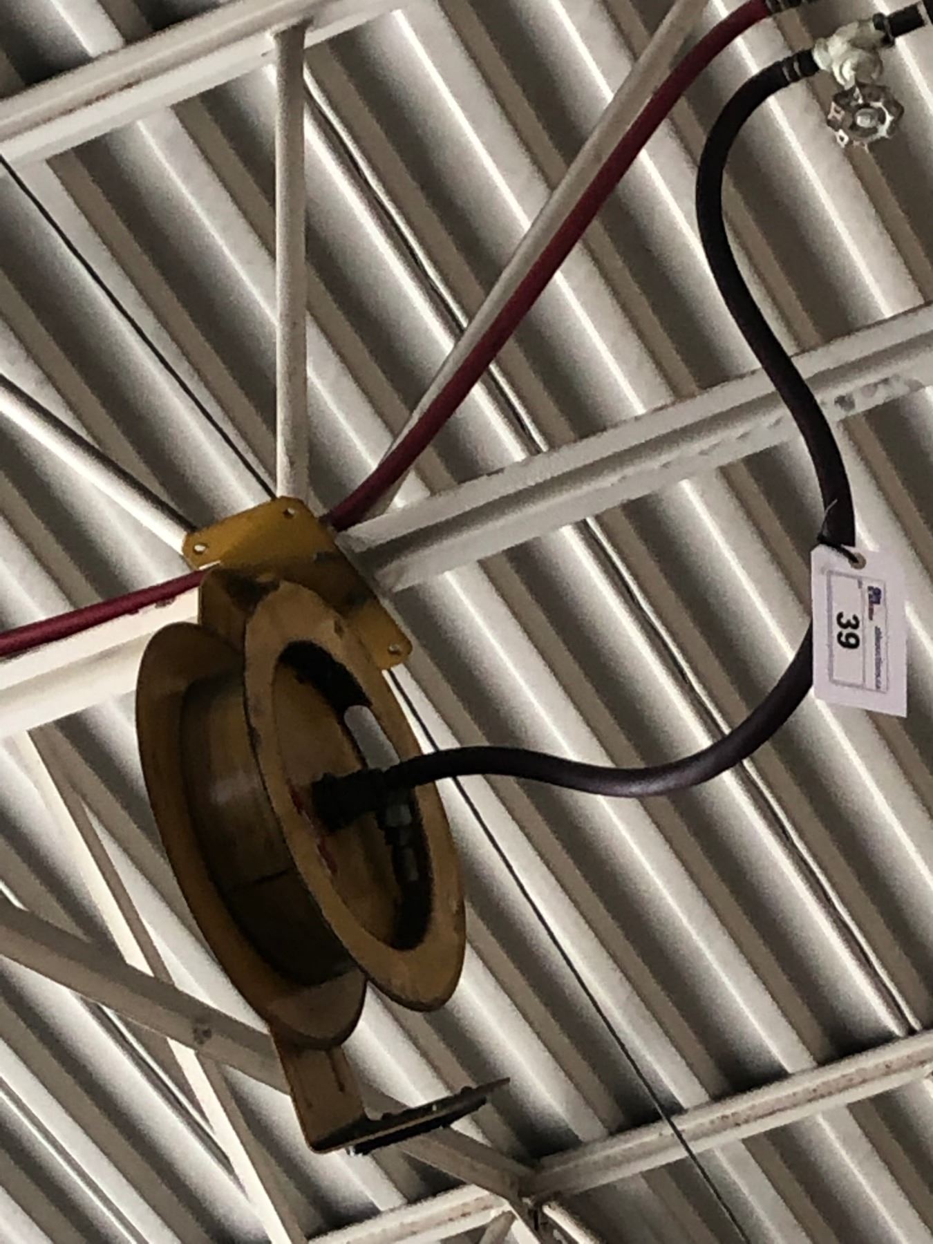 Ceiling Hoses CEILING MOUNT AIR HOSE REEL