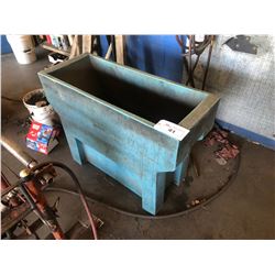 PLASTIC AIR LEAK INSPECTION WELL