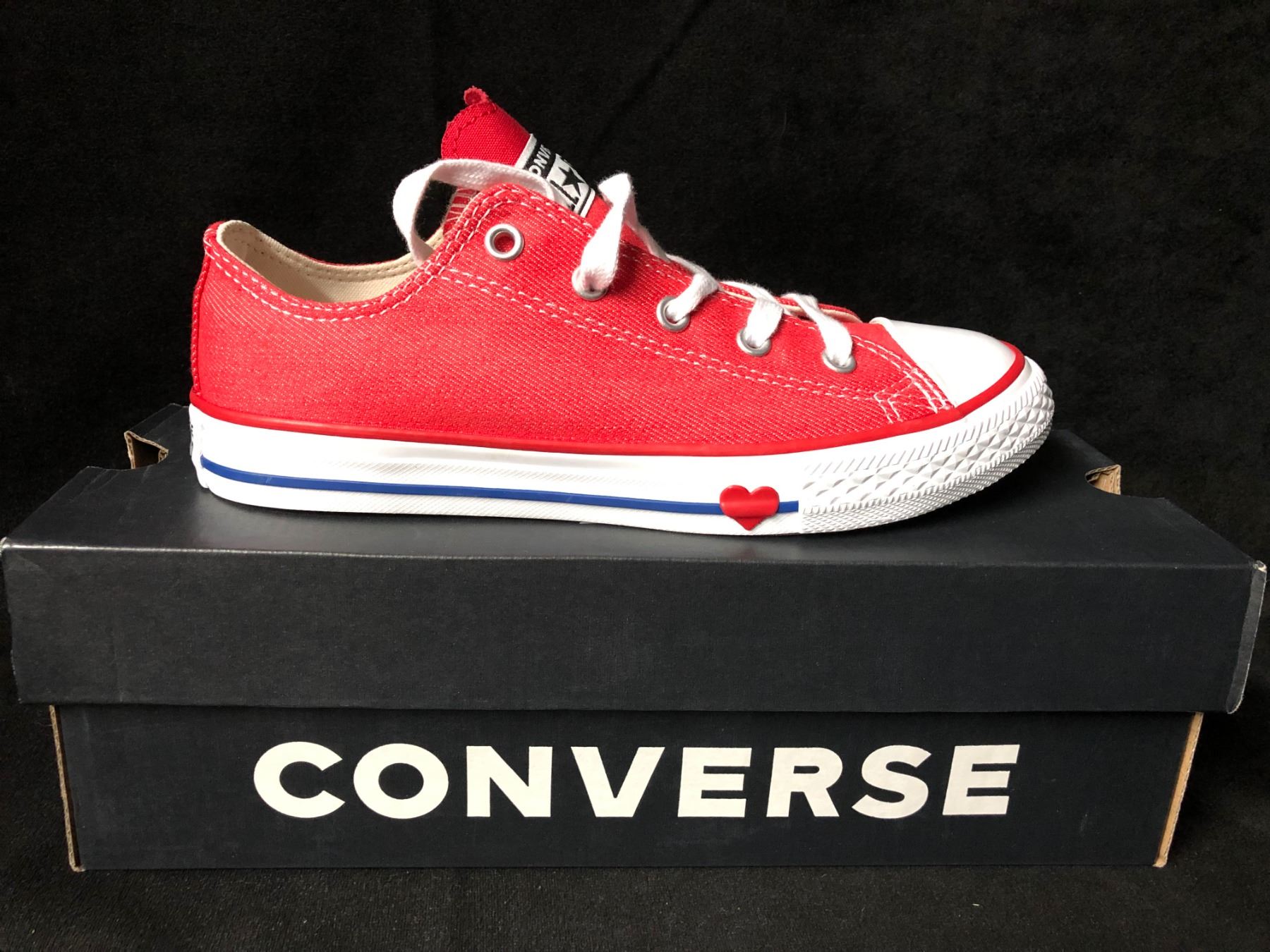 BRAND NEW CONVERSE SNEAKERS (YOUTH 3) BRAND NEW CONVERSE SNEAKERS (YOUTH 3)