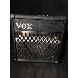 VOX Mini5 Rhythm Guitar Amp (DC 12 VOLT)