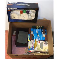 BOX OF ASSORTED SANDING & BUFFING ITEMS.