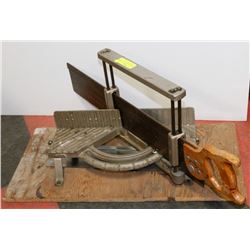 VINTAGE CRAFTSMAN MITER STATION W/ SAW.