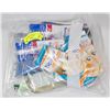 Image 1 : BAG OF ASSORTED DRUG STORE ITEMS INCL BENZAGEL,