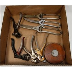 VINTAGE TOOLS: LUFKIN LEATHER 50' MEASURE TAPE,