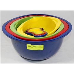 BAKING BOWL & MEASURING CUPS