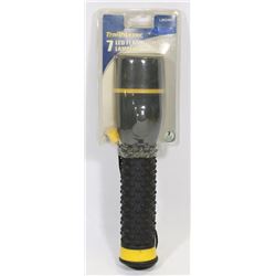 NEW! 7 LED FLASHLIGHT