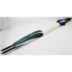 2PK GOLF SIZE UMBRELLAS.