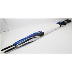 2PK GOLF SIZE UMBRELLAS.