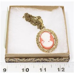 ANTIQUE ROADSHOW REPLICA CAMEO PENDANT & CHAIN