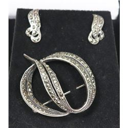 ANTIQUE SILVER BROOCH & EARRINGS WITH BLACK