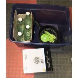 TOTE WITH 4 CAST IRON FRYING PANS, ELECTRICFAN