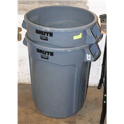 TWO GARBAGE CONTAINERS GREY, BRUTE RUBBERMAID