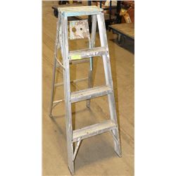 4FT ALUMINUM STEP LADDER