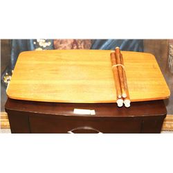 MAHAGONY TABLE. 27" X 15.5".