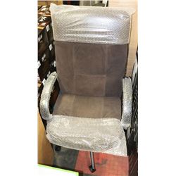NEW FABRIC CHROME HYDRAULIC LIFT OFFICE CHAIR