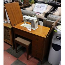 SINGER SEWING MACHINE IN CABINET.