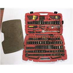 STANLEY OVER 220-PC MATTE BLACK CHROME