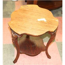 UNIQUE VINTAGE SOLID WOOD SIDE TABLE