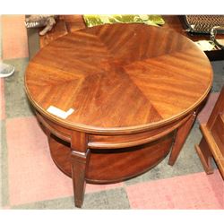 OVAL 1 SHELF SIDE TABLE 21"X27"X22".