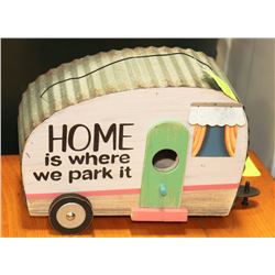 NEW MEDIUM SIZED METAL RETRO CAMPER PAINTED