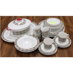 34PC ROYAL DOULTON "FIRE GLOW" FINE CHINA SET