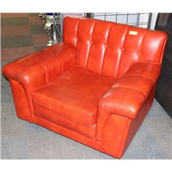 ESTATE VINTAGE RETRO RED ARMCHAIR