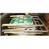Image 1 : SET OF 3 LAWN CHAIRS