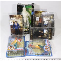 BOX OF ASSORTED COLLECTIBLE FIGURES.
