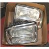 Image 1 : LARGE BOX WITH RIGHT AND LEFT, FORD