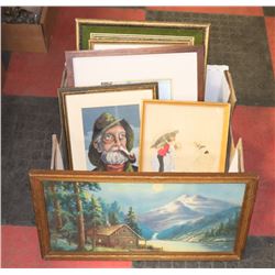 BOX OF VINTAGE PICTURES