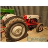 Image 2 : 1952 Ford 8N Tractor
