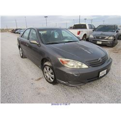 2002 - TOYOTA CAMRY